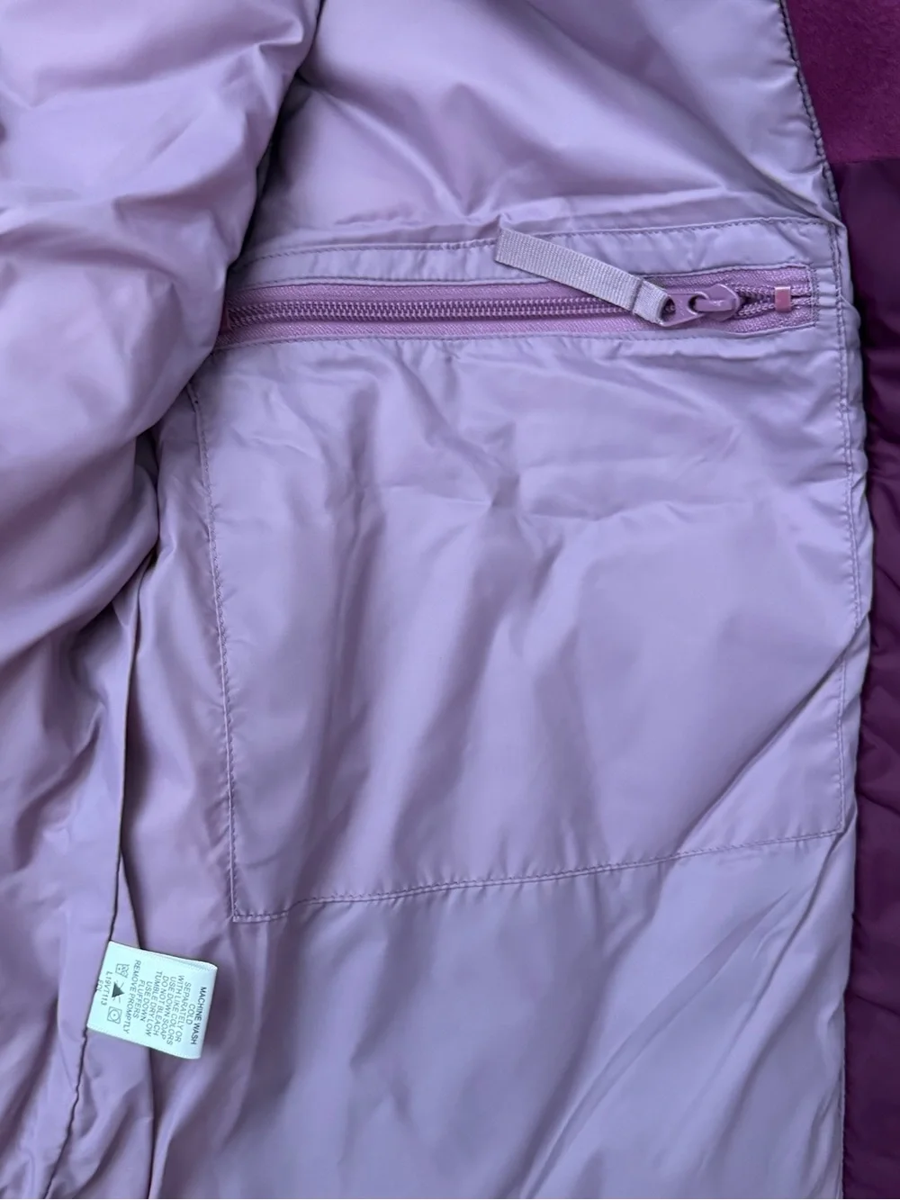 NWT Cabela's Plum Eggplant Quilted Down Vest - Purple So soft and warm Size: M